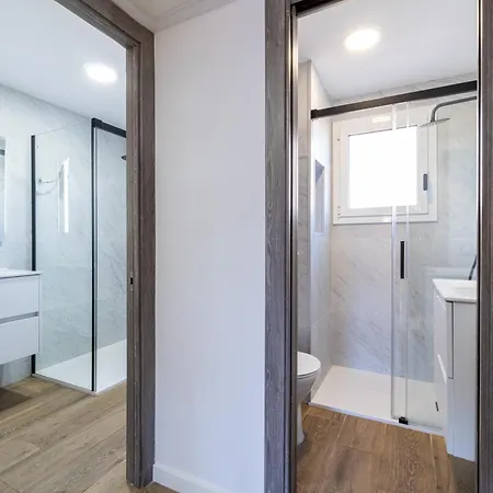 Apartamento Amplio Apartamento Con Gran Terraza Con Vistas A Solo 50m De La Playa, *
