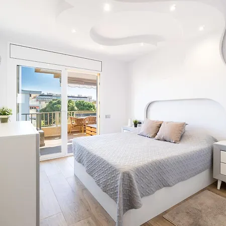 Turistmar - Amplio Apartamento Con Gran Terraza Con Vistas A Solo 50m De La Playa, Apartment *
